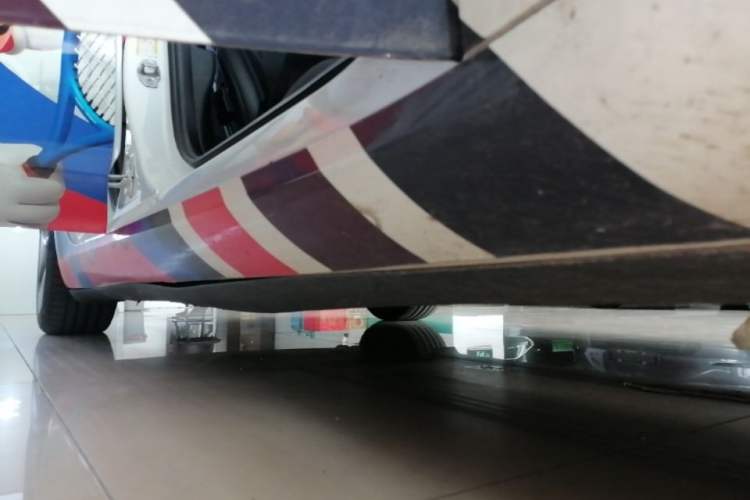 Used Tesla Model 3 2021 Standard Range Rear-Drive Upgraded Version Right Side Sill