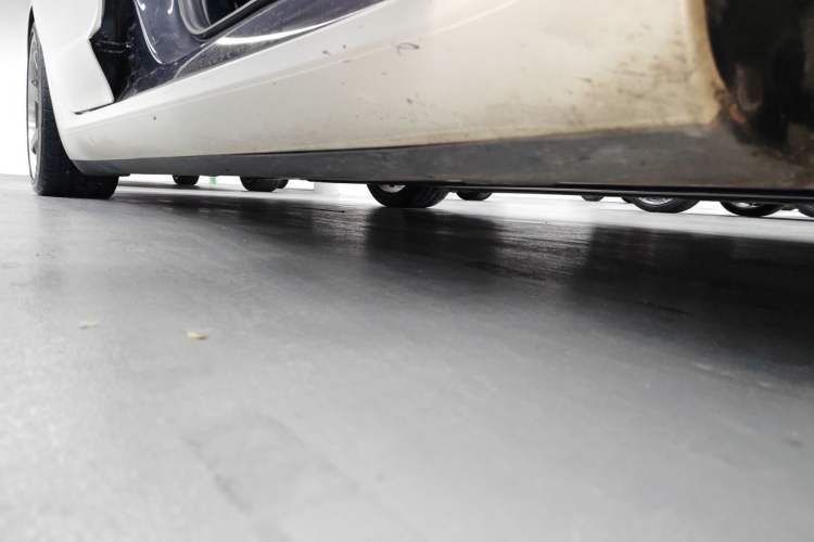 Used Tesla Model 3 2021 Revised Version II – Performance High-Performance All-Wheel-Drive Edition Right Side Sill