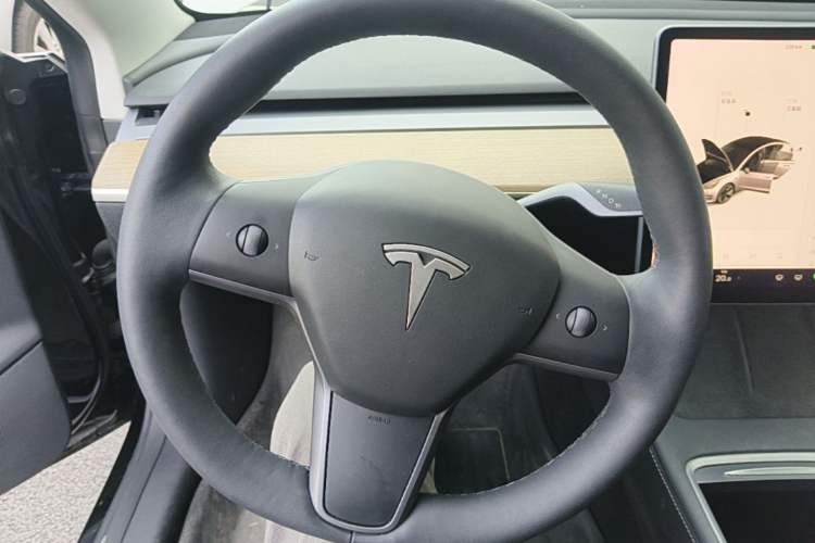 Used Tesla Model 3 2021 Standard Range Rear-Wheel Drive Upgraded Version 3D6 Steering Wheel
