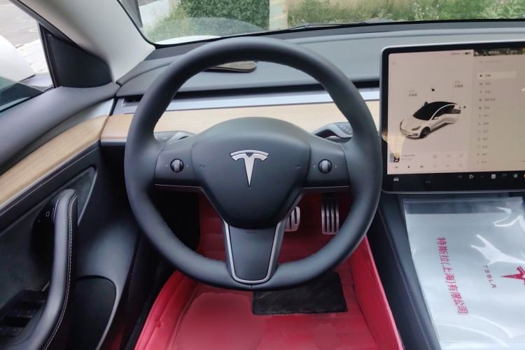 Used Tesla Model 3 2021 Performance High-Performance All-Wheel-Drive Version 3D6 Steering Wheel