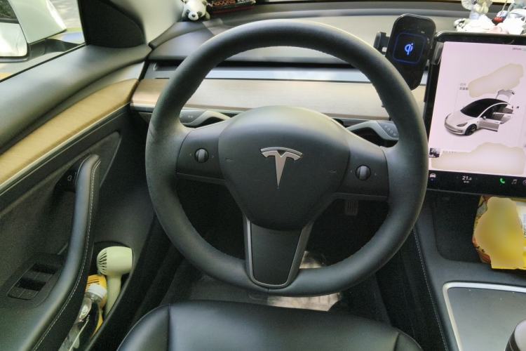 Used Tesla Model 3 2021 Standard Range Rear-Wheel Drive Upgraded Version 3D6 Steering Wheel