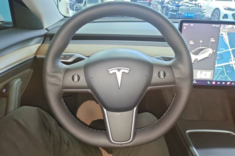 Used Tesla Model 3 2021 Standard Range Rear-Wheel Drive Upgraded Version 3D6 Steering Wheel