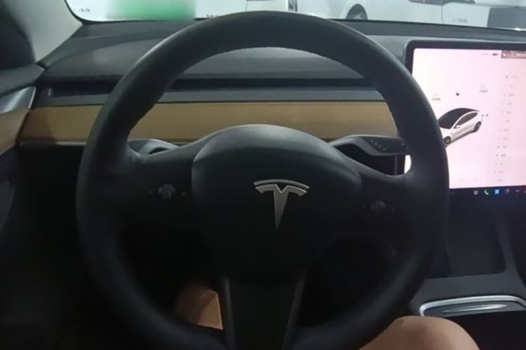 Used Tesla Model 3 2021 Standard Range Rear-Wheel Drive Upgraded Version 3D6 Steering Wheel