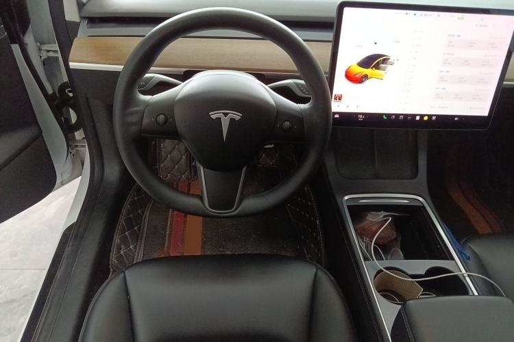 Used Tesla Model 3 2021 Performance High-Performance All-Wheel-Drive Version Steering Wheel