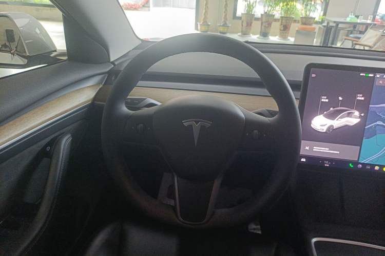 Used Tesla Model 3 2021 Standard Range Rear-Wheel Drive Upgraded Version 3D6 Steering Wheel
