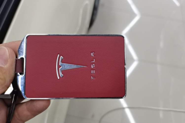 Used Tesla Model 3 2021 Standard Range Rear-Wheel Drive Upgraded Version 3D6 Vehicle Key