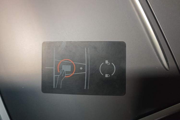 Used Tesla Model 3 2021 Standard Range Rear-Drive Upgraded Version Vehicle Key