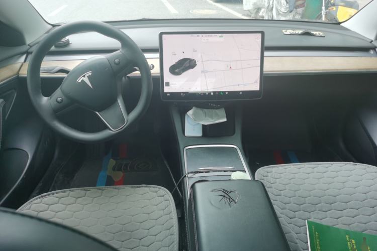 Used Tesla Model 3 2021 Revised Version Standard Range Rear-Wheel Drive Upgraded Edition 3D1 Center Console