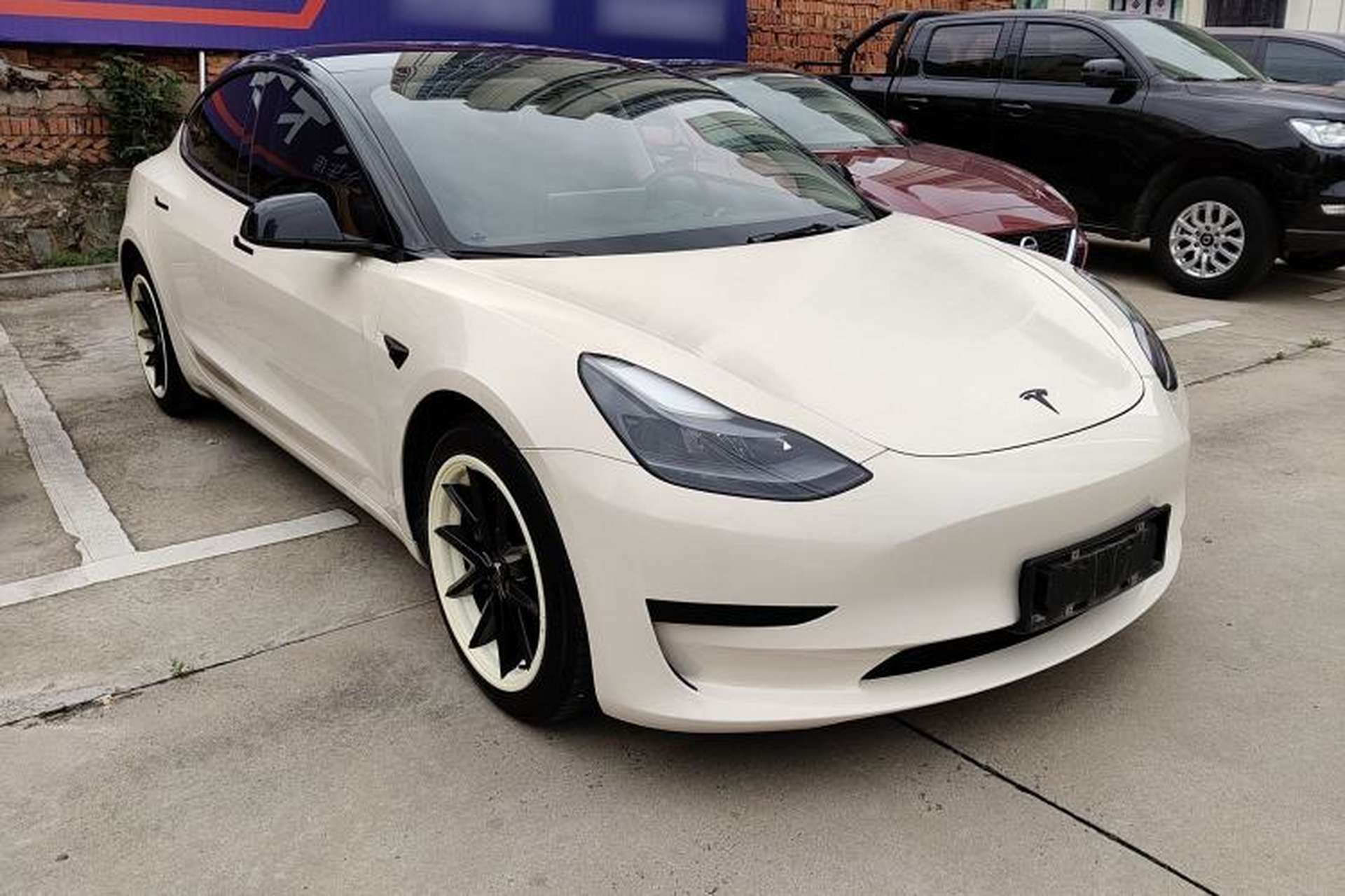 Used Tesla Model 3 2021 Standard Range Rear-Wheel Drive Upgraded Version 3D6 Front Right 45 Deg