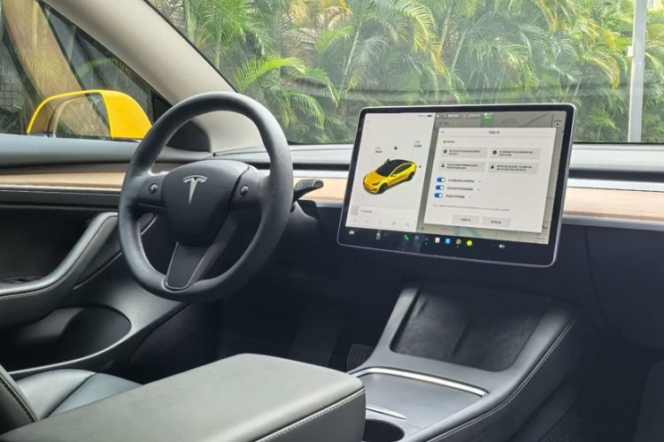 Used Tesla Model 3 2021 Standard Range Rear-Drive Upgraded Version Interior 3