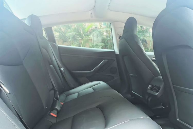 Used Tesla Model 3 2021 Standard Range Rear-Drive Upgraded Version Interior 4