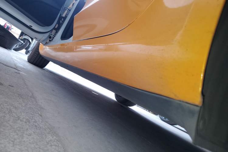 Used Tesla Model 3 2021 Standard Range Rear-Drive Upgraded Version Left Side Sill