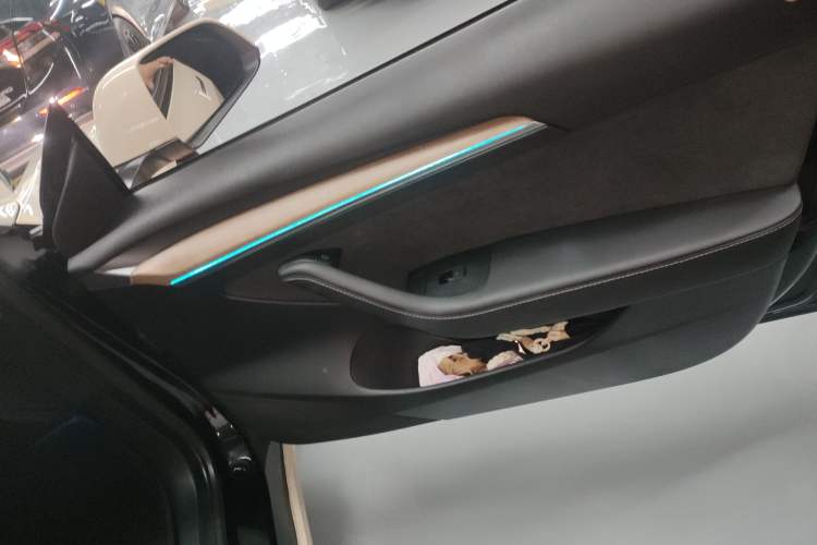 Used Tesla Model 3 2021 Revised Version Standard Range Rear-Wheel Drive Upgraded Edition 3D1 Right Front Door Interior