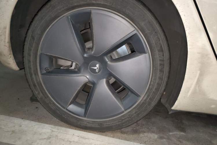 Used Tesla Model 3 2021 Revised Version Standard Range Rear-Wheel Drive Upgraded Edition 3D1 Right Front Wheel Hub