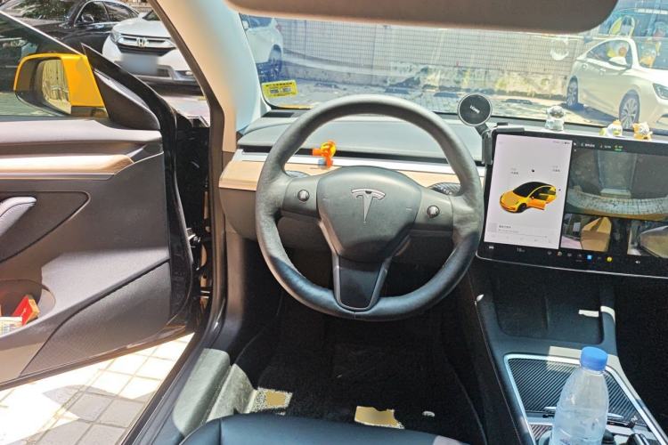 Used Tesla Model 3 2021 Standard Range Rear-Wheel Drive Upgraded Version 3D6 Steering Wheel