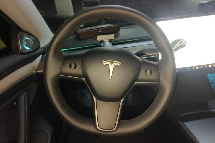 Used Tesla Model 3 2021 Standard Range Rear-Drive Upgraded Version Steering Wheel
