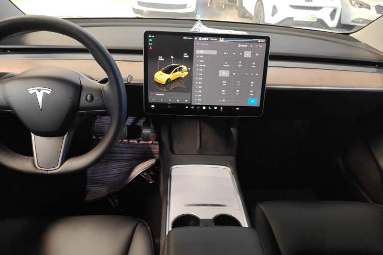Used Tesla Model 3 2022 Rear-Wheel-Drive Version Audio And AC Panel