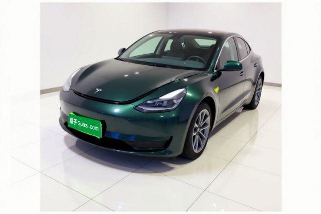 Ojetý Tesla Model 3 2022 Rear-Wheel-Drive Version