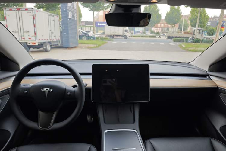 Used Tesla Model 3 2022 Rear-Wheel-Drive Version Audio And AC Panel