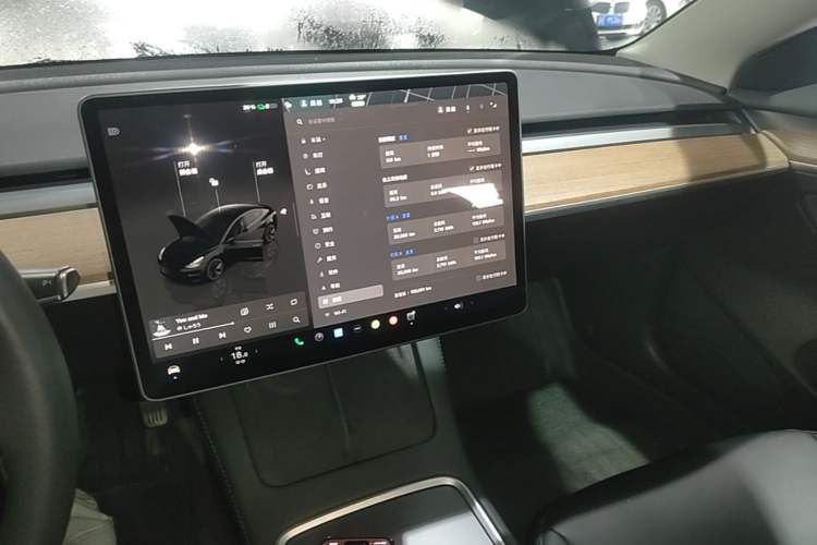 Used Tesla Model 3 2022 Rear-Wheel-Drive Version Audio And AC Panel