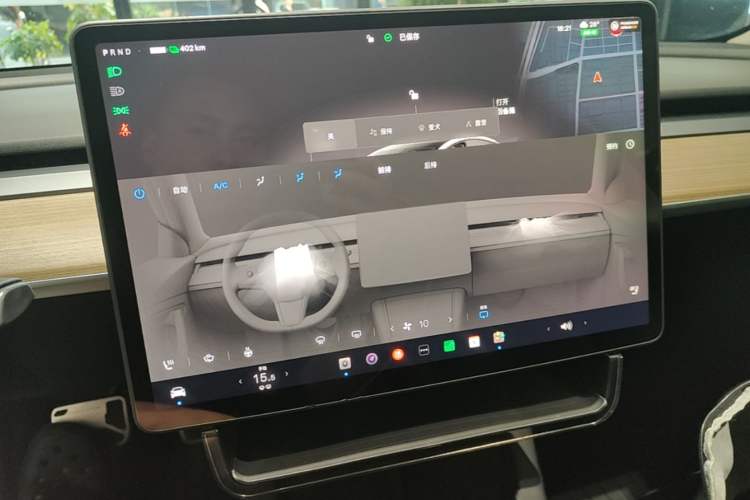 Used Tesla Model 3 2022 Rear-Wheel-Drive Version Audio And AC Panel