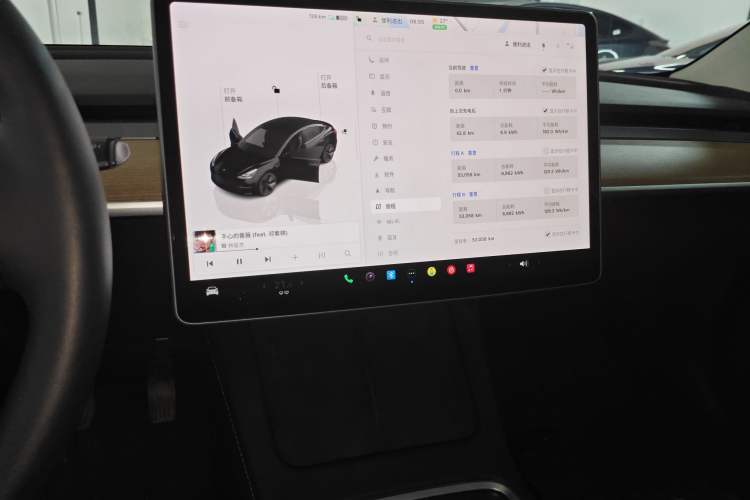 Used Tesla Model 3 2022 Rear-Wheel-Drive Version Audio And AC Panel