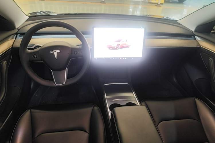 Used Tesla Model 3 2022 Rear-Wheel-Drive Version Audio And AC Panel