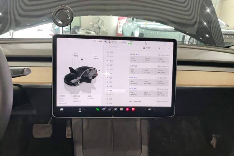 Used Tesla Model 3 2022 Rear-Wheel-Drive Version Audio And AC Panel