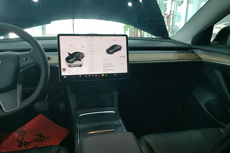 Used Tesla Model 3 2022 Rear-Wheel-Drive Version Audio And AC Panel
