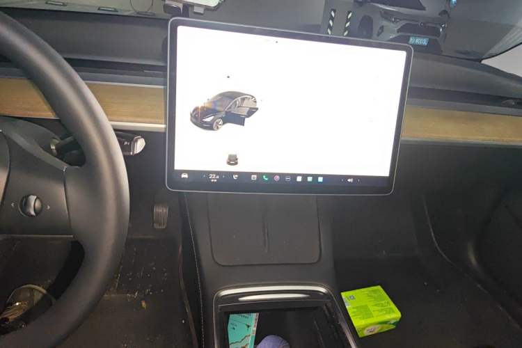Used Tesla Model 3 2022 Rear-Wheel-Drive Version Audio And AC Panel