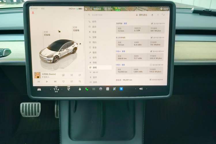 Used Tesla Model 3 2022 Performance High-Performance All-Wheel-Drive Version Audio And AC Panel