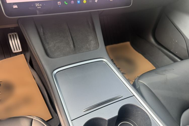 Used Tesla Model 3 2022 Performance High-Performance All-Wheel-Drive Version Audio And AC Panel