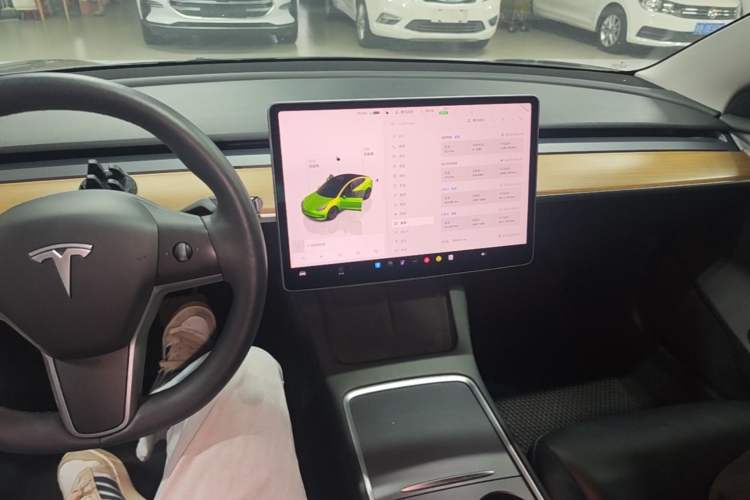 Used Tesla Model 3 2022 Rear-Wheel-Drive Version Audio And AC Panel