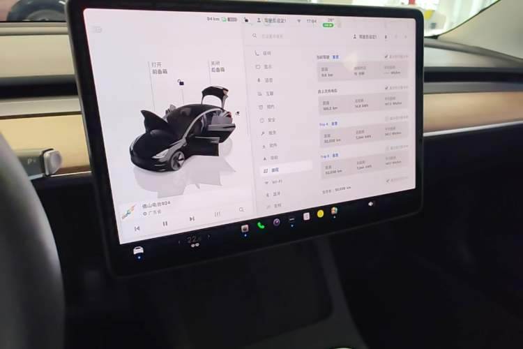 Used Tesla Model 3 2022 Rear-Wheel-Drive Version Audio And AC Panel