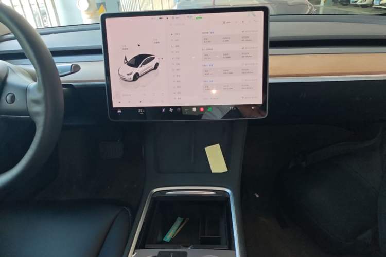 Used Tesla Model 3 2022 Rear-Wheel-Drive Version Audio And AC Panel