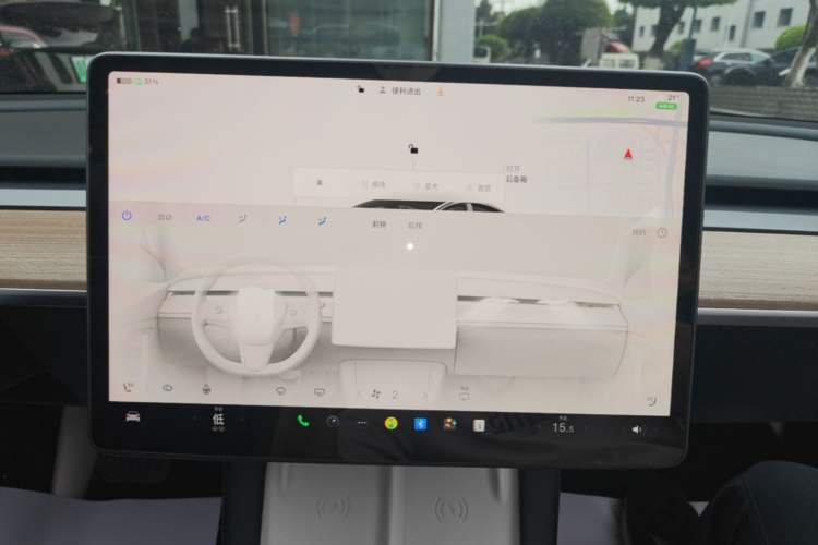 Used Tesla Model 3 2022 Rear-Wheel-Drive Version Audio And AC Panel