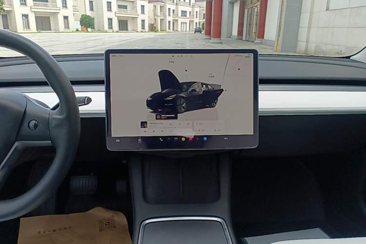 Used Tesla Model 3 2022 Rear-Wheel-Drive Version Audio And AC Panel