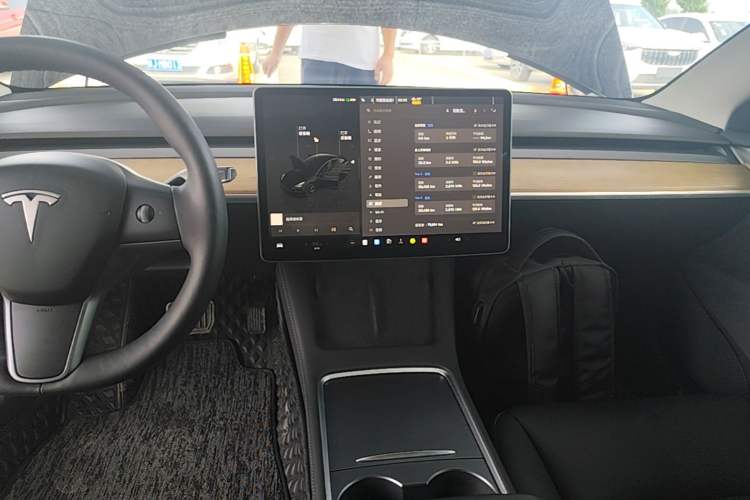 Used Tesla Model 3 2022 Rear-Wheel-Drive Version Audio And AC Panel