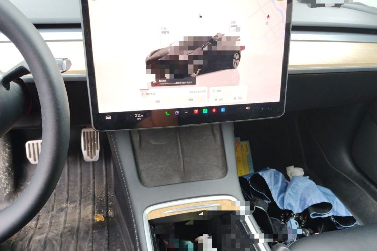 Used Tesla Model 3 2022 Rear-Wheel-Drive Version Audio And AC Panel