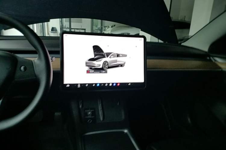 Used Tesla Model 3 2022 Rear-Wheel-Drive Version Audio And AC Panel