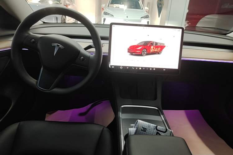 Used Tesla Model 3 2022 Rear-Wheel-Drive Version Audio And AC Panel