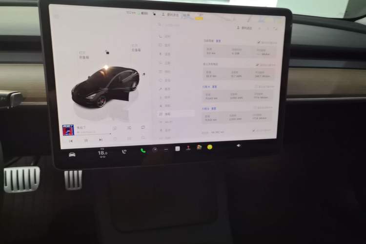Used Tesla Model 3 2022 Performance High-Performance All-Wheel-Drive Version Audio And AC Panel