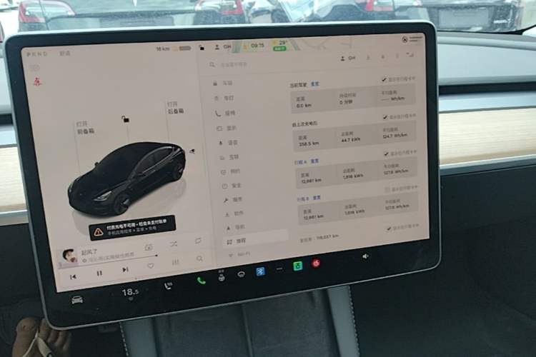 Used Tesla Model 3 2022 Rear-Wheel-Drive Version Audio And AC Panel