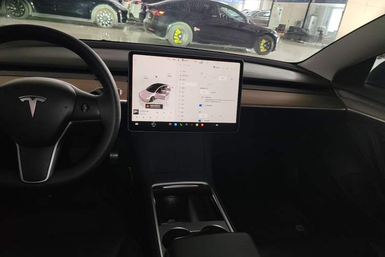 Used Tesla Model 3 2022 Rear-Wheel-Drive Version Audio And AC Panel