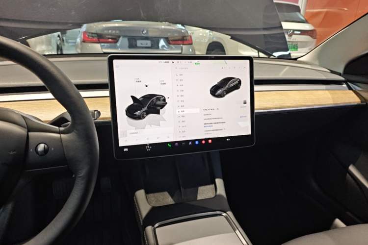 Used Tesla Model 3 2022 Rear-Wheel-Drive Version Audio And AC Panel