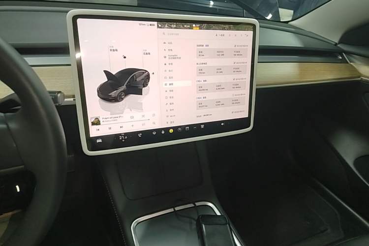 Used Tesla Model 3 2022 Rear-Wheel-Drive Version Audio And AC Panel