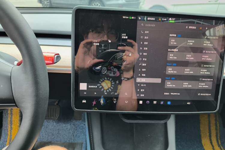 Used Tesla Model 3 2022 Rear-Wheel-Drive Version Audio And AC Panel