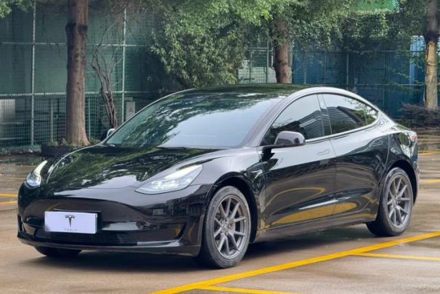 Tesla Model 3 2022 Rear-Wheel-Drive Version d’occasion