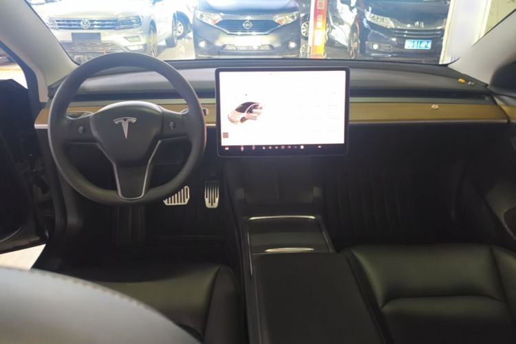 Used Tesla Model 3 2022 Rear-Wheel-Drive Version Center Console