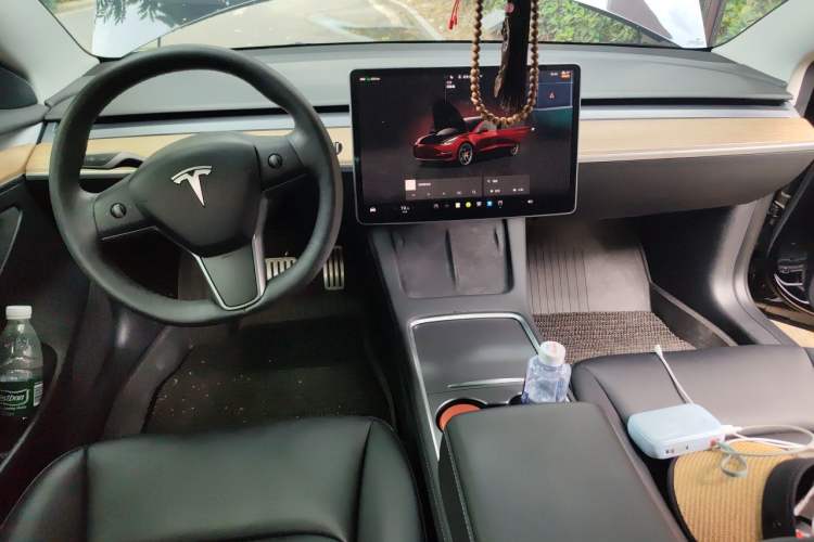 Used Tesla Model 3 2022 Rear-Wheel-Drive Version Center Console